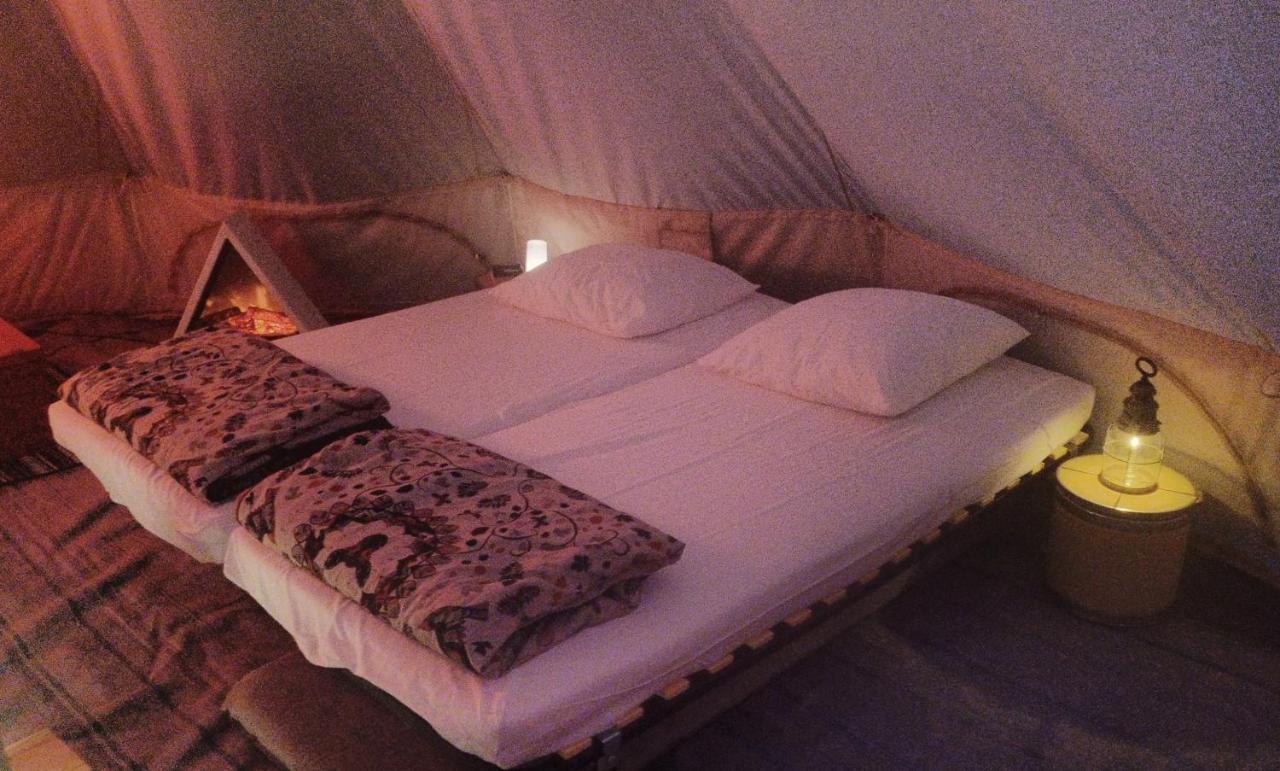 Atypik Nomad Hotel Recoubeau-Jansac Bagian luar foto