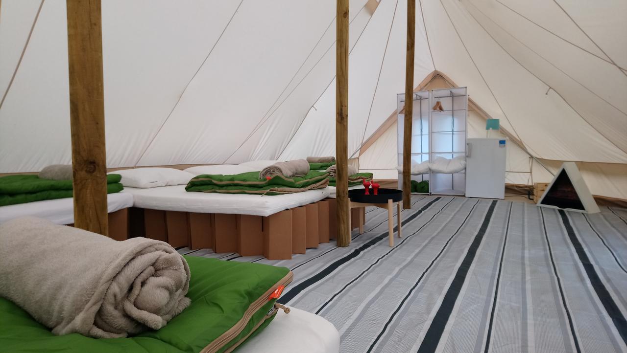 Atypik Nomad Hotel Recoubeau-Jansac Bagian luar foto